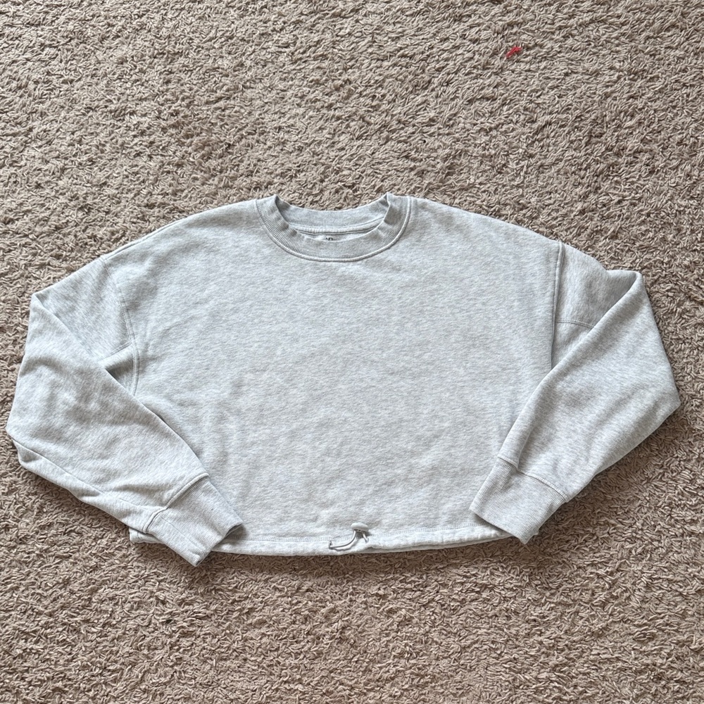 2. | No Boundaries | Cropped Heather Gray Crewneck Sweatshirt | L